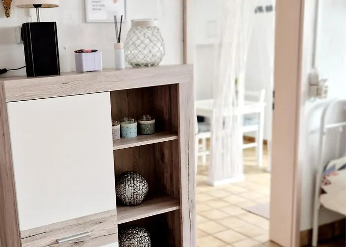 1 Zimmer Apartment An Der Apfelallee